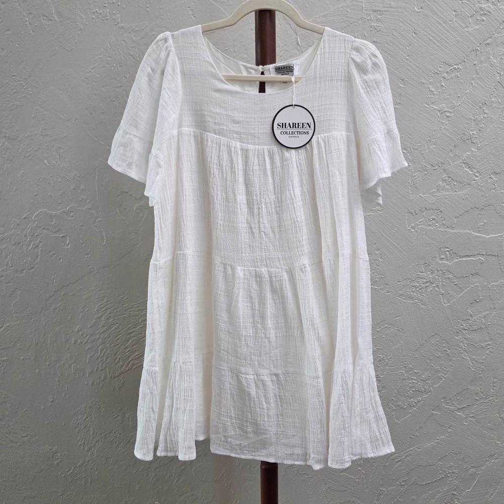 D59.‎ Women's White Tiered Dress